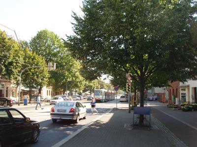 Halberstädter Straße 1